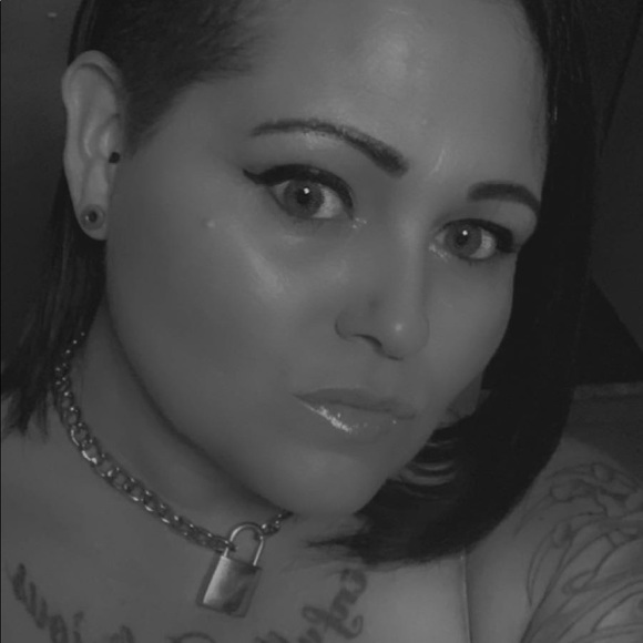 Meet your Posher, Keli - Picture 1 of 1